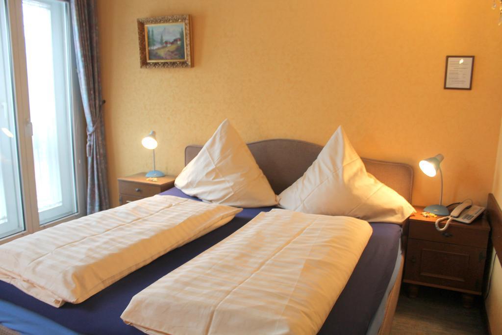 Hotel Adler Düsseldorf Extérieur photo