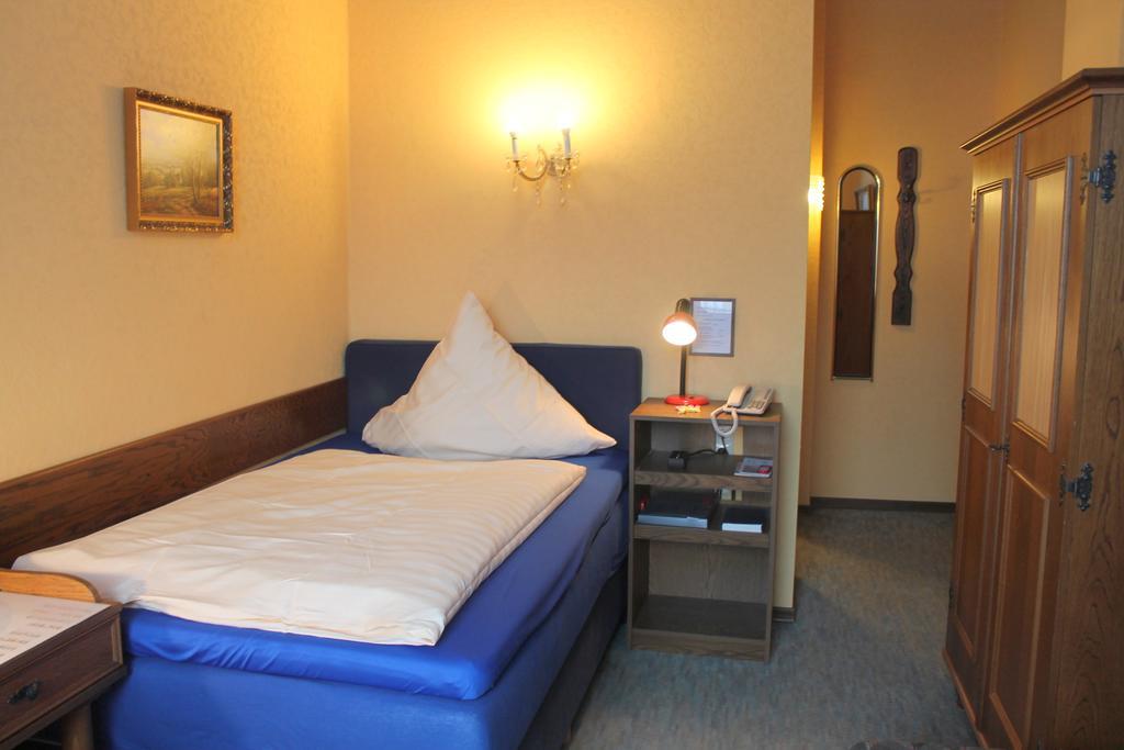Hotel Adler Düsseldorf Extérieur photo
