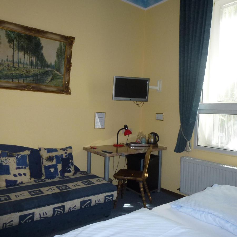 Hotel Adler Düsseldorf Extérieur photo